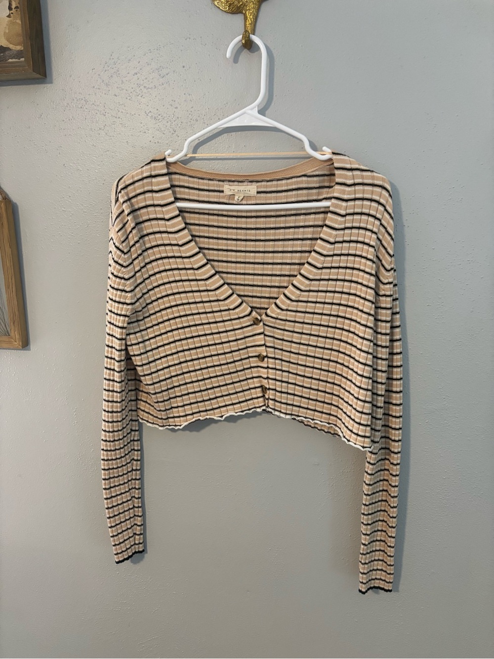 La Hearts Beige and Black Striped Ribbed Cropped Cardigan